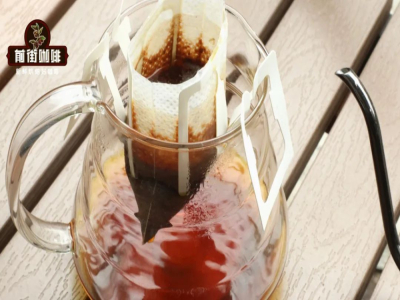 Những điều cần lưu ý khi pha cà phê túi lọc treo | Cà phê túi lọc treo bị tắc không chảy nước thì phải làm sao? Cách pha gói cà phê túi lọc treo không lãng phí?