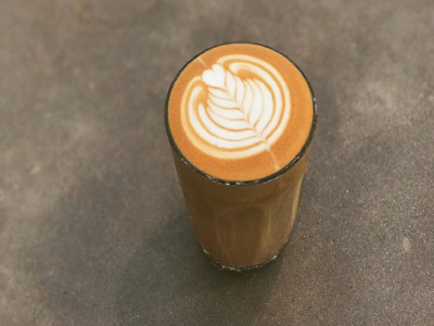 Tỷ lệ cà phê sữa trong Piccolo Latte｜Piccolo Latte có những đặc điểm hương vị nào? Người mới bắt đầu học pha chế cà phê làm Piccolo như thế nào?