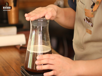 Cà phê cold brew pha xong để được bao lâu? Cà phê ủ lạnh và cold brew pha tại nhà, tại sao làm cà phê đá tại nhà lại không đúng vị, thông số cold brew độ mịn của hạt xay