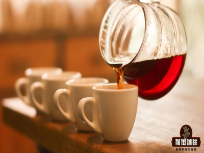 Cách pha cà phê tại nhà｜Dụng cụ pha cà phê pour-over Hario V60, AeroPress, bình Moka, máy pha cà phê viên nang - loại nào phù hợp với người mới bắt đầu?