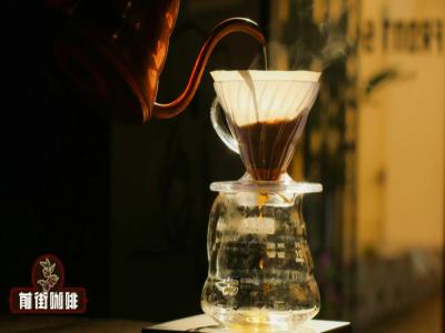 Gợi ý các loại hạt cà phê specialty cho pour-over | Người mới bắt đầu nên chọn hạt single origin pour-over như thế nào? Cà phê pour-over từ hạt Guodingding washed, Golden Mandheling, Panama Geisha có những đặc trưng hương vị gì?