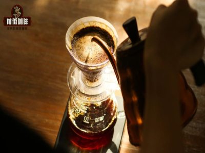 Chia sẻ phương pháp pha chế giúp cà phê rang nhạt và rang vừa trở nên ngọt ngào. Làm thế nào để pha ra một tách cà phê ngon ngọt hậu vị? Cà phê hương vị hạt dẻ, phương pháp pour over, nhiệt độ nước, tỷ lệ bột nước, chiết xuất theo từng giai đoạn